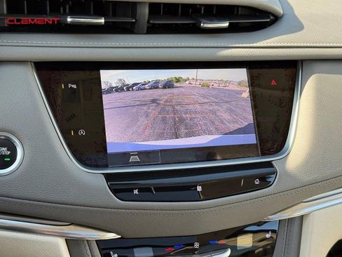 Used 2021 Cadillac XT5 Premium Luxury AWD/4WD image 29