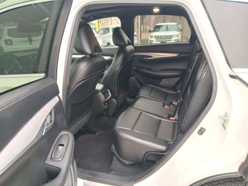 Used 2021 INFINITI QX50 Luxe w/ Appearance Package image 11