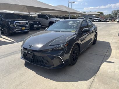 Used 2025 Toyota Camry SE