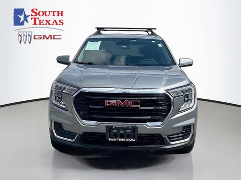 Used 2023 GMC Terrain SLE w/ Driver Convenience Package FWD image 1
