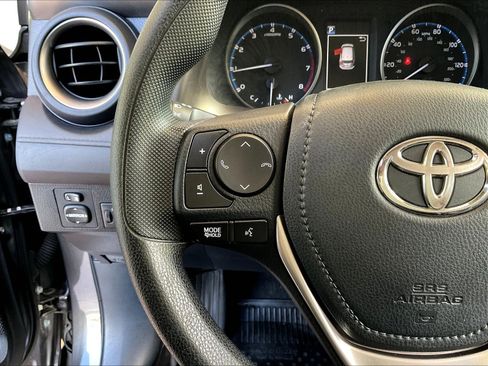 Used 2017 Toyota RAV4 LE w/ All Weather Liner Package AWD/4WD image 10