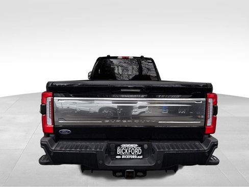 Used 2024 Ford F450 Platinum image 6