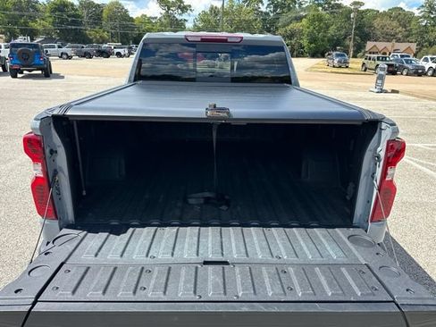 Used 2024 Chevrolet Silverado 1500 LT w/ Safety Package AWD/4WD image 37
