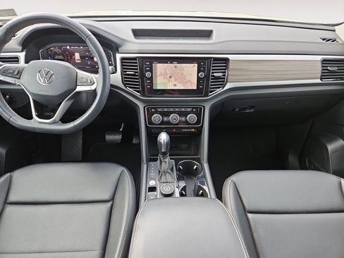 Used 2023 Volkswagen Atlas SEL AWD/4WD image 10