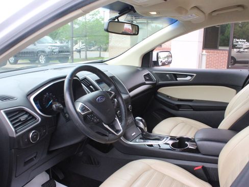 Used 2016 Ford Edge SEL w/ Equipment Group 201A FWD image 11