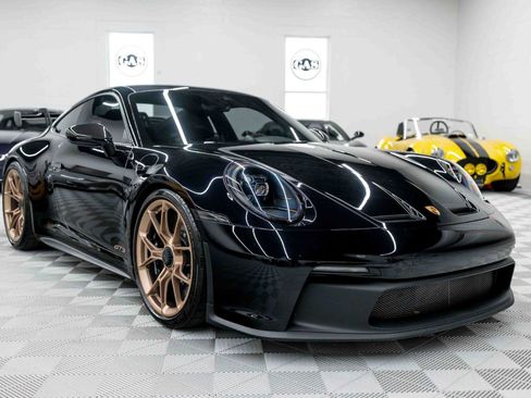 Used 2022 Porsche 911 GT3 RWD image 5
