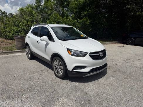 Used 2018 Buick Encore Preferred FWD image 2