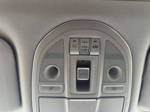 Used 2015 Hyundai Genesis 5.0 RWD image 35