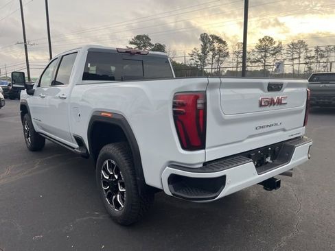 New 2026 GMC Sierra 2500 Denali image 10