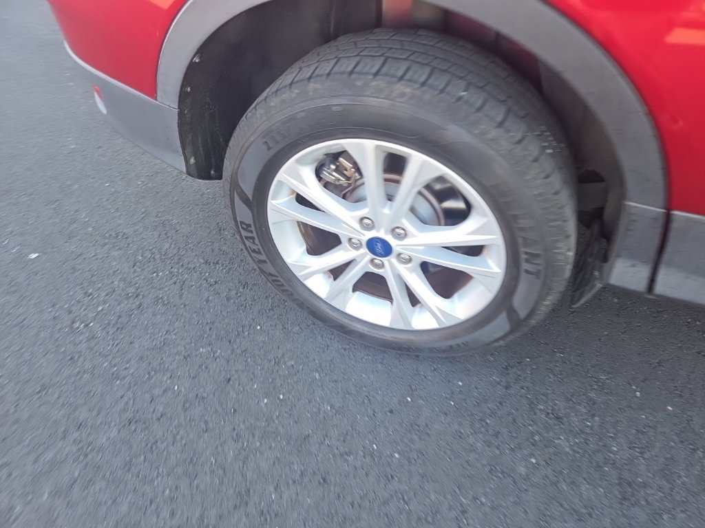 Used 2018 Ford Escape SEL FWD image 25