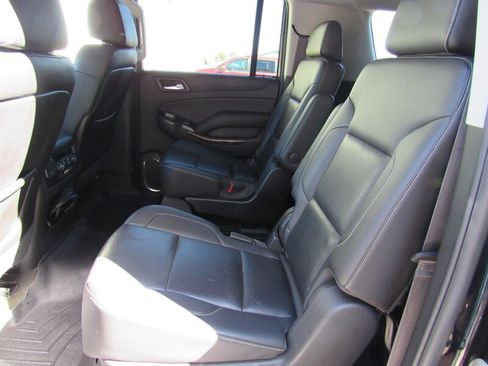 Used 2015 GMC Yukon XL SLT w/ Open Road Package image 11