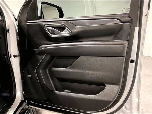 Used 2024 Chevrolet Tahoe RST w/ Luxury Package RWD image 21