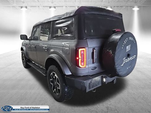 Used 2022 Ford Bronco Outer Banks AWD/4WD image 9