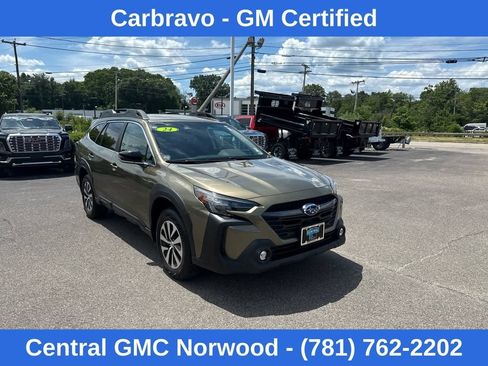 Used 2024 Subaru Outback Premium AWD/4WD image 7