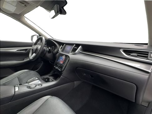 Used 2023 INFINITI QX50 Luxe FWD image 32
