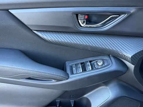 Used 2025 Subaru Ascent Premium w/ Premium Package image 10