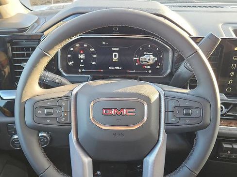 New 2026 GMC Sierra 1500 Elevation image 16