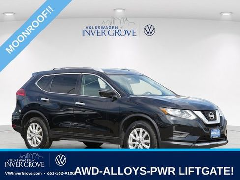 Used 2017 Nissan Rogue SV AWD/4WD image 1