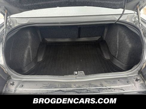 Used 2023 Dodge Challenger R/T Scat Pack RWD image 10