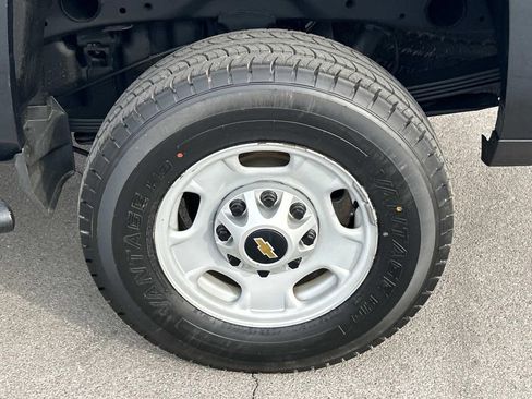 Used 2018 Chevrolet Silverado 2500 W/T w/ WT Fleet Convenience Package image 15