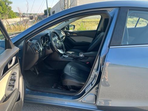 Used 2016 MAZDA MAZDA3 i Touring FWD image 6