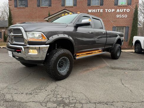 Used 2014 RAM 2500 Laramie w/ HD Snow Plow Prep Group image 1