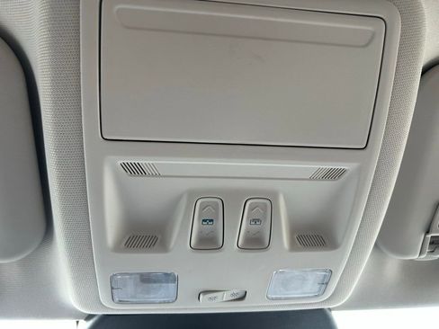 Certified 2022 Ford Escape Titanium w/ Titanium Elite Package image 34