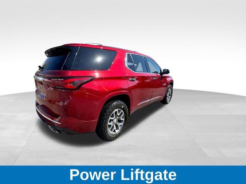 Used 2023 Chevrolet Traverse High Country image 6