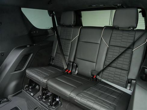 Used 2026 Cadillac Escalade V AWD/4WD image 19