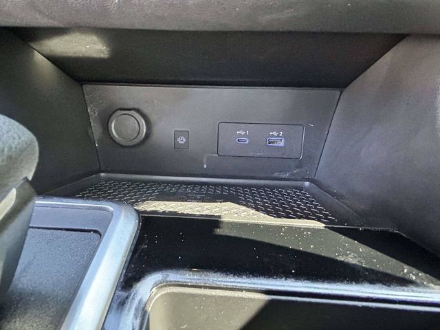 Used 2024 Nissan Pathfinder SL w/ SL Premium Package FWD image 13
