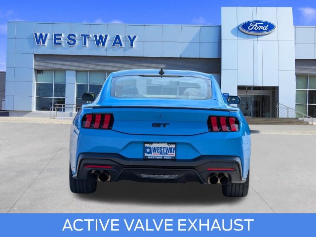 Used 2026 Ford Mustang GT Premium RWD image 4