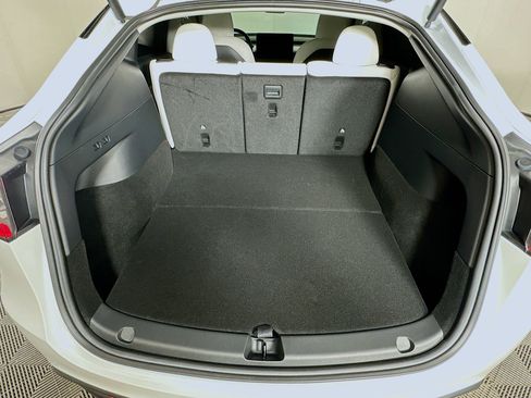 Used 2022 Tesla Model Y Performance image 27