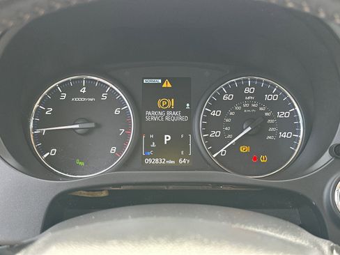 Used 2020 Mitsubishi Outlander SEL image 28