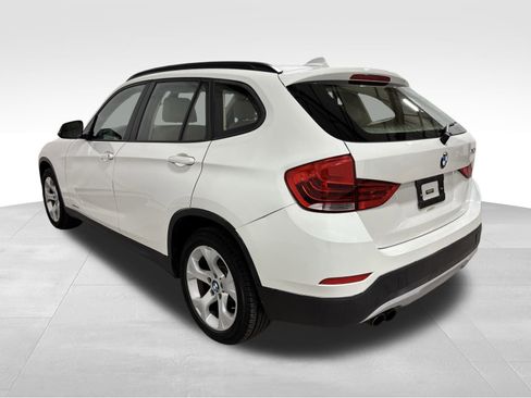 Used 2015 BMW X1 sDrive28i image 8