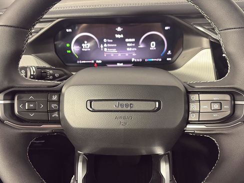 New 2026 Jeep Cherokee Laredo AWD/4WD image 15
