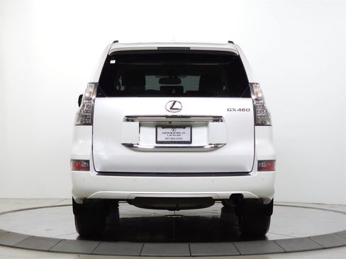 Used 2017 Lexus GX 460 Premium w/ Premium Package AWD/4WD image 6