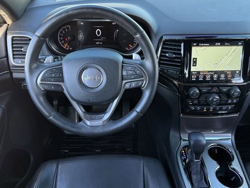 Used 2019 Jeep Grand Cherokee Limited X image 12