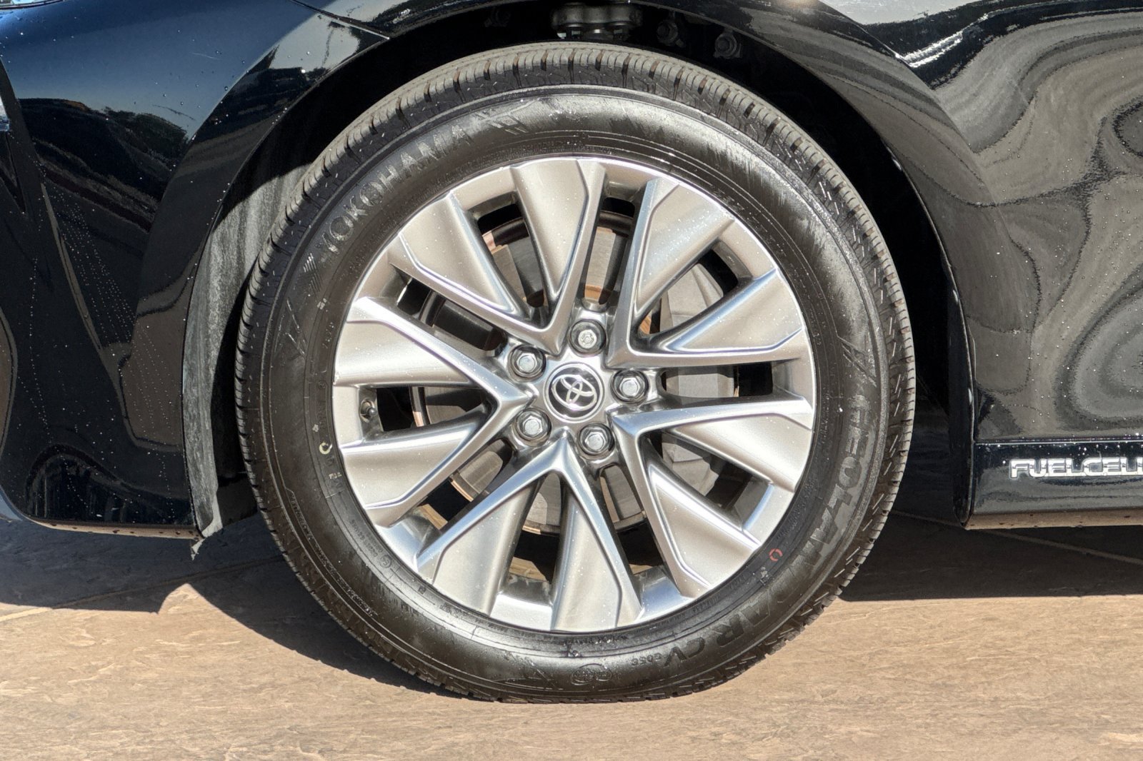 Certified 2021 Toyota Mirai w/ Advanced Technology Package RWD image 35