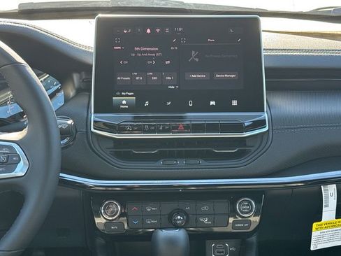 New 2026 Jeep Compass Latitude image 22