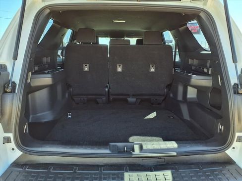 Certified 2025 Toyota 4Runner SR5 image 8