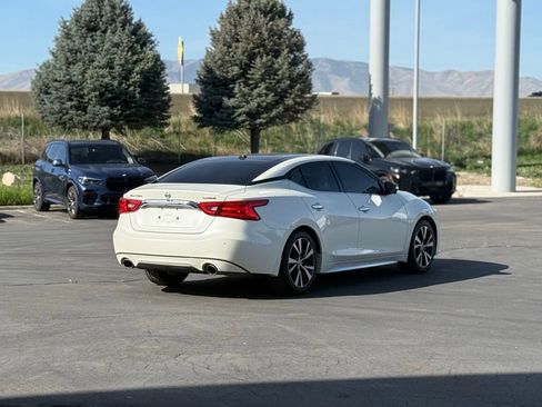 Used 2017 Nissan Maxima Platinum image 5