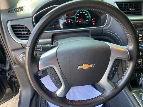 Used 2016 Chevrolet Traverse LT AWD/4WD image 11