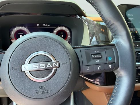 Used 2023 Nissan Pathfinder Platinum w/ Lighting Package (N93) AWD/4WD image 25