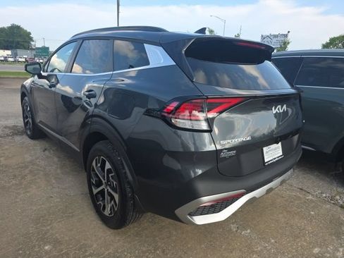 Used 2025 Kia Sportage EX w/ EX Premium Package AWD/4WD image 4