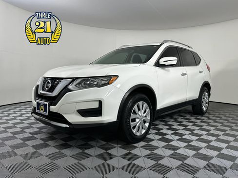 Used 2017 Nissan Rogue S w/ S Appearance Package image 1