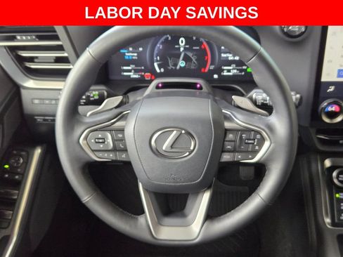 Used 2024 Lexus GX 550 AWD/4WD image 21