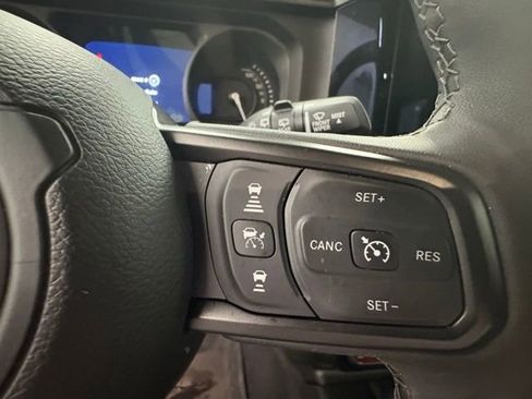 Used 2025 Jeep Wrangler Willys 4xe image 17