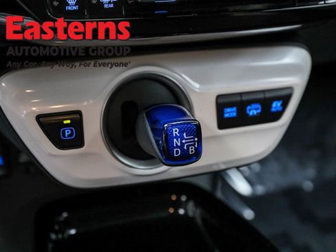 Used 2018 Toyota Prius Prime Plus image 21