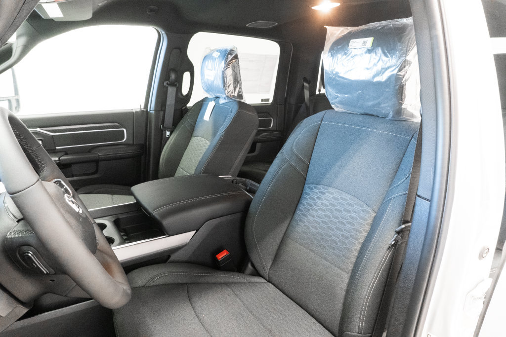 New 2027 RAM 3500 Big Horn AWD/4WD image 7