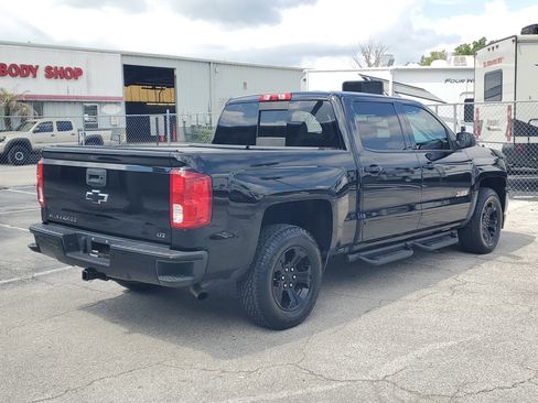 Used 2018 Chevrolet Silverado 1500 LTZ Z71 w/ LTZ Plus Package AWD/4WD image 4